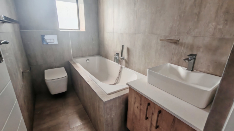 2 Bedroom Property for Sale in Hartenbos Central Western Cape